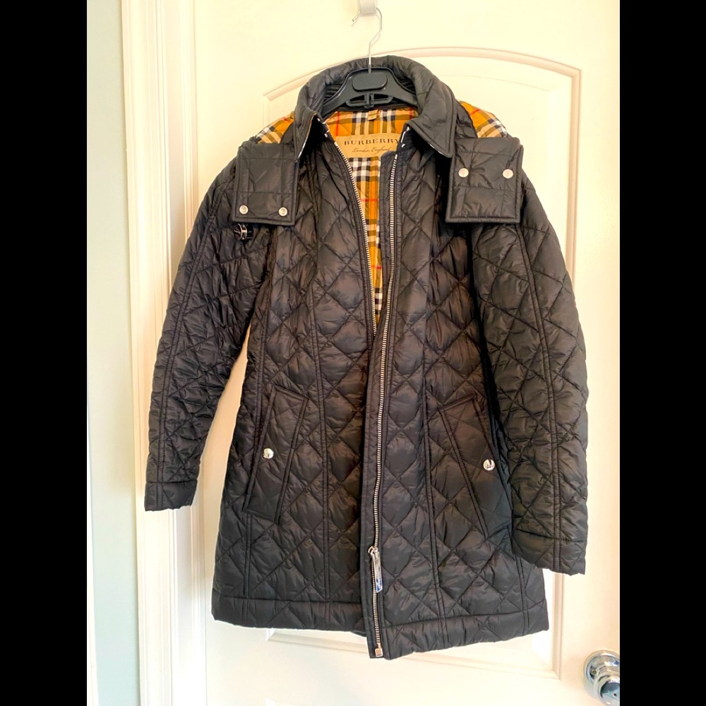 Burberry quilted coat. Authentic. With detachable hoodie. Rarely used.